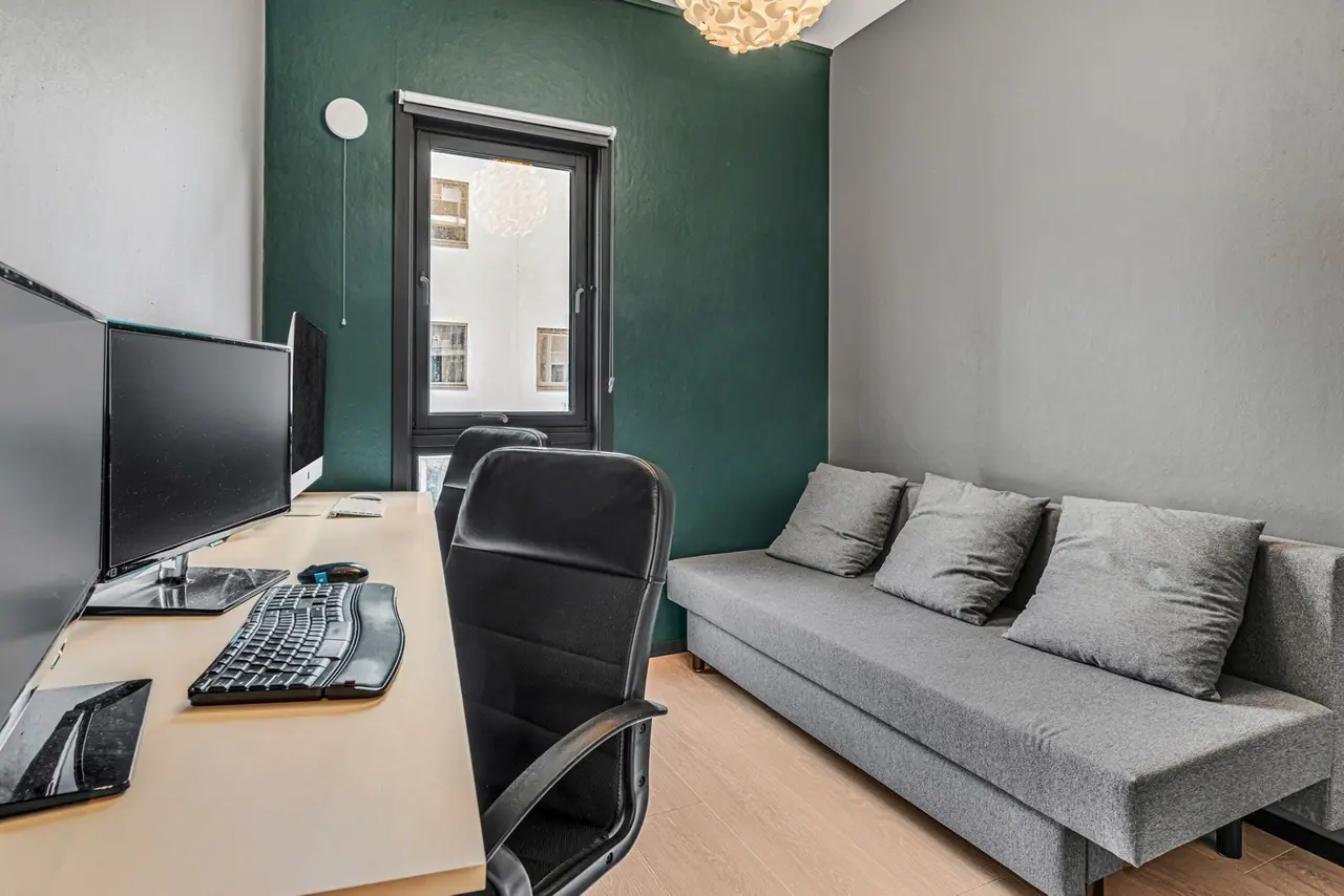 Bedroom 2 - furnish as you wish. It is currently used as an office, but would make a good bedroom if preferred.